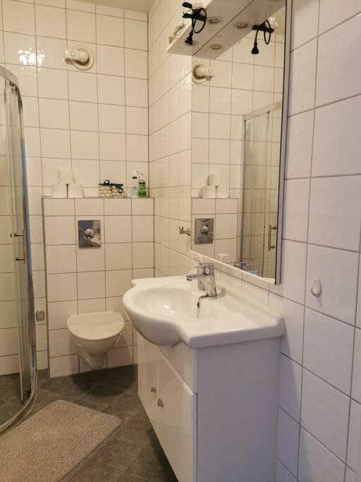 Nice 1-Bedroom Apartment In Heart Of The City Stavanger Exterior foto
